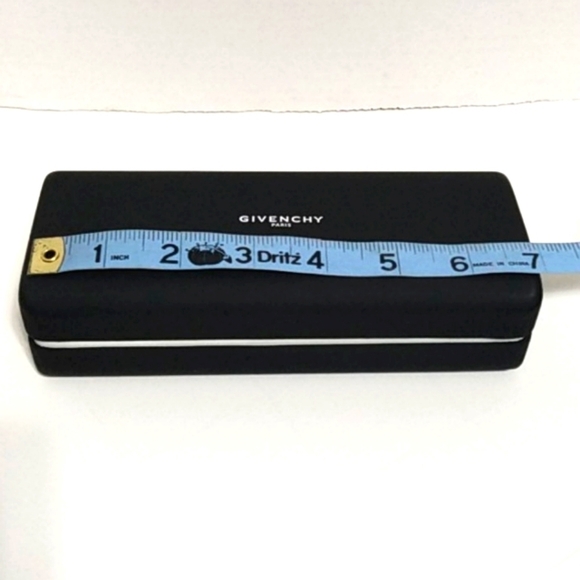 GIVENCHY PARIS EYEGLASS CASE - Picture 11 of 13